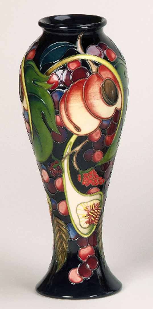 Moorcroft, Queens choice vase, No. 75-10 | Stephanies Art Gallery